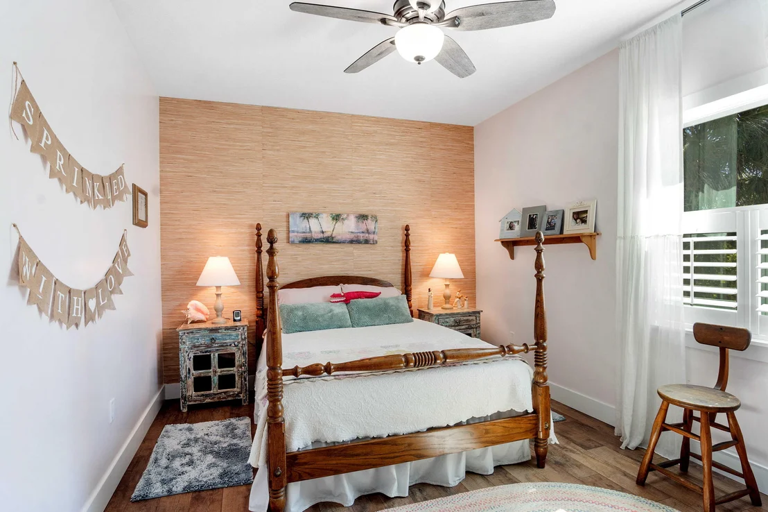 Photo of 6418 Riverland Drive