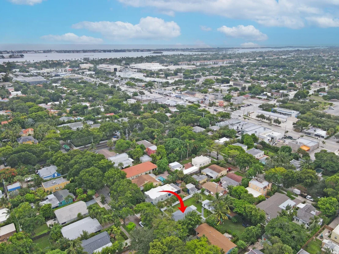 Photo of 826 Sunset Road