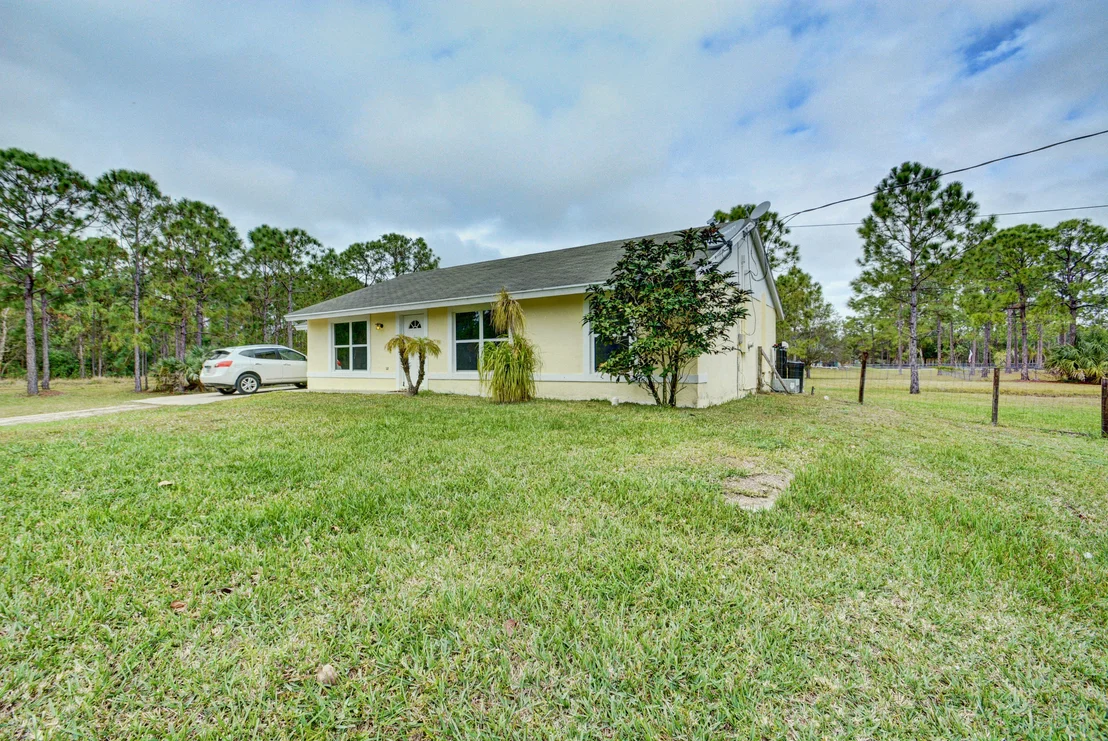Photo of 16725 N 75th Place