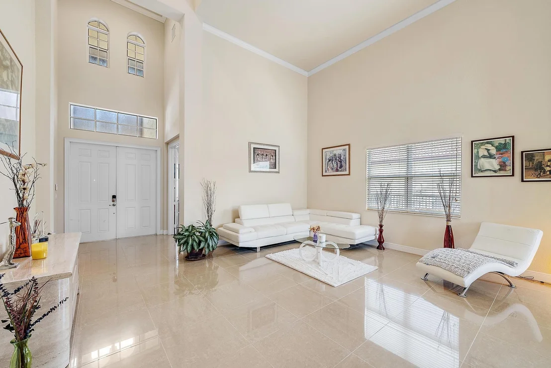 Photo of 168 Manor Circle