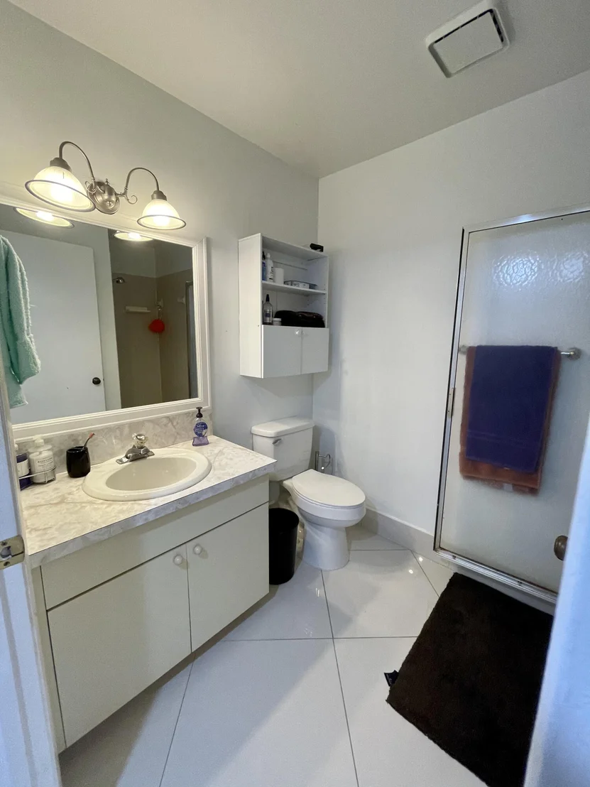 Photo of Unit B at 5041 Nesting Way