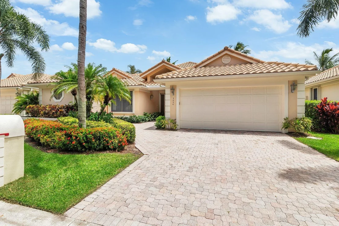 Photo of 3434 Southern Cay Drive