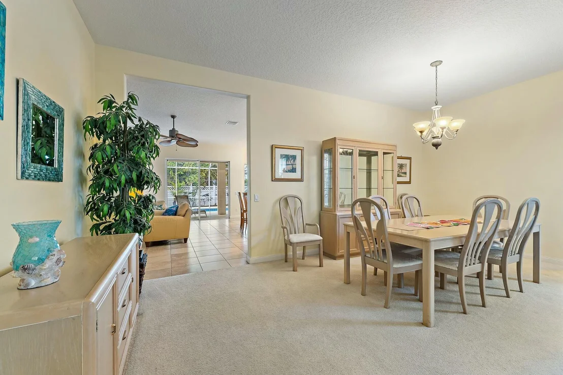Photo of 2628 W Community Drive