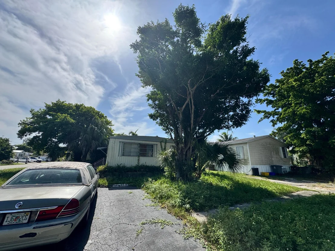Photo of 22850 Cascade Place