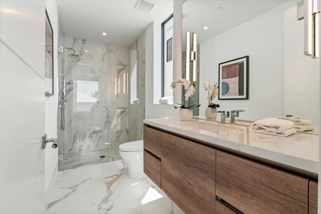 Photo of 1068 Del Harbour Drive
