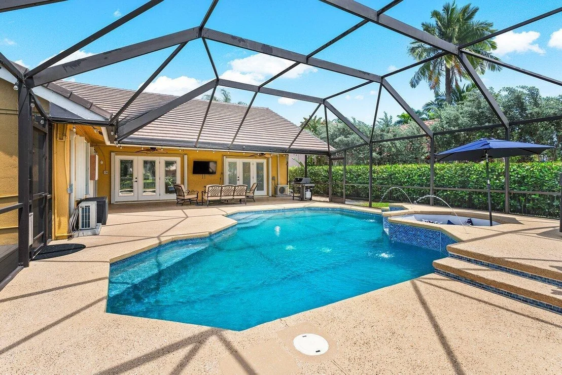 Photo of 6569 Blue Bay Circle