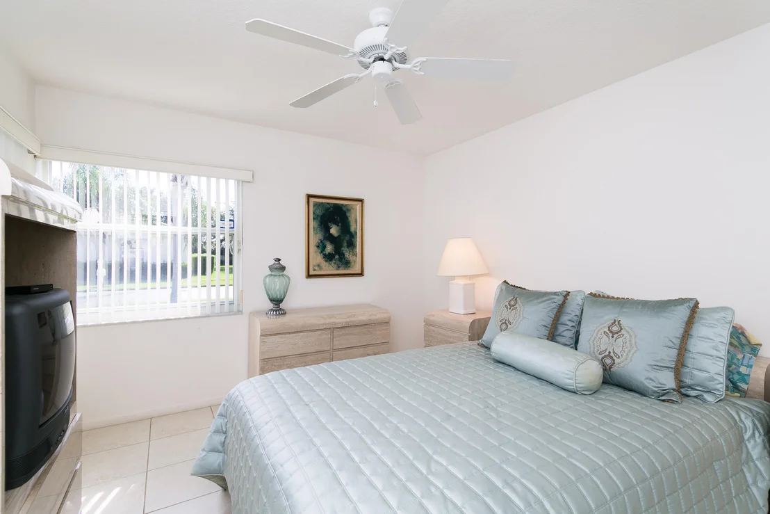 Photo of 9727 Arbor View Drive N