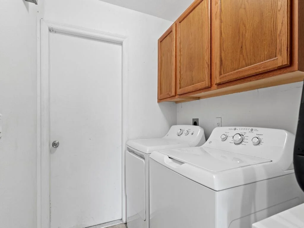 Photo of 9165 85th Place