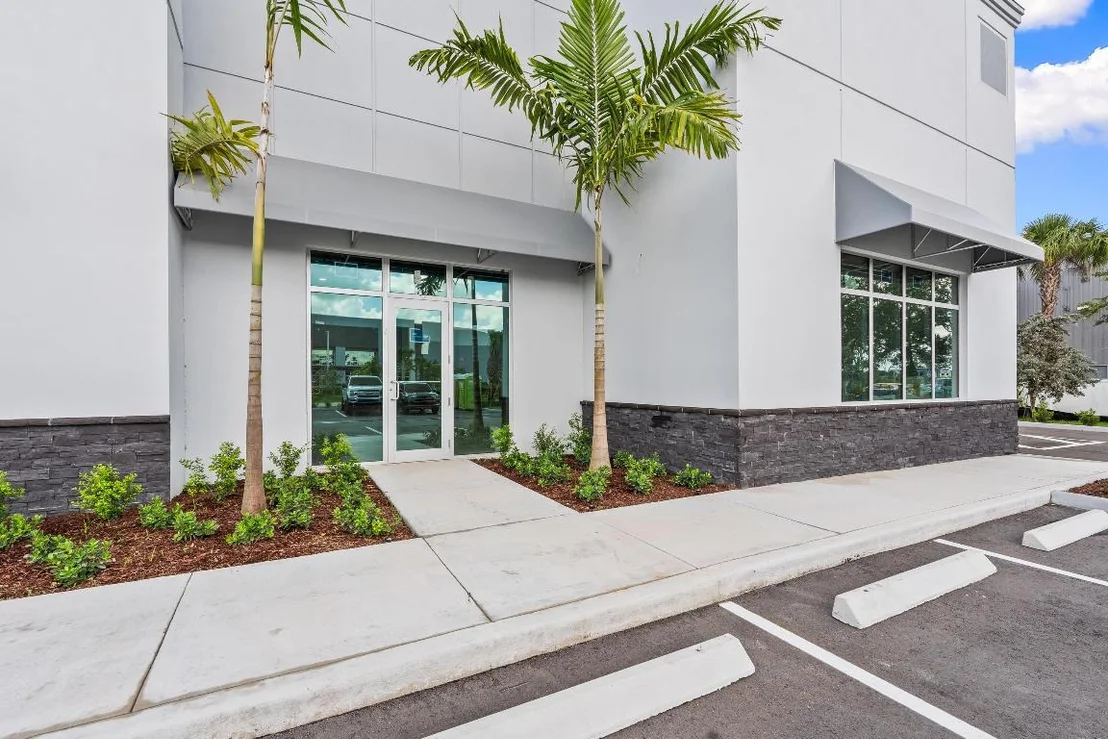 Photo of Unit SUITE2 at 14701 Walgreens Drive