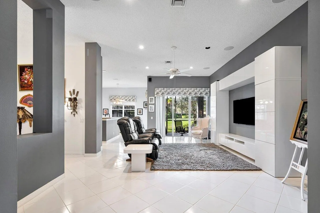 Photo of 1406 Blue Jay Circle