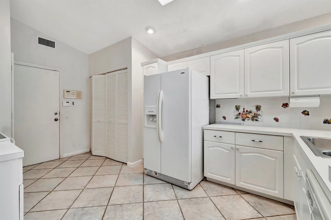 Photo of 7867 Waterfall Terrace