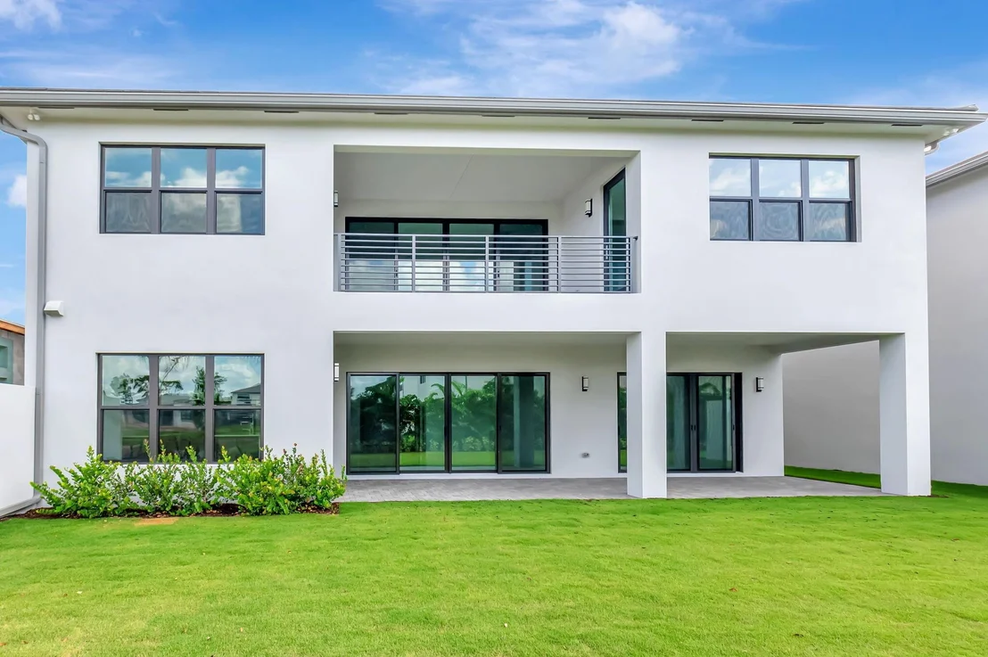 Photo of 9436 Riverside Park Drive
