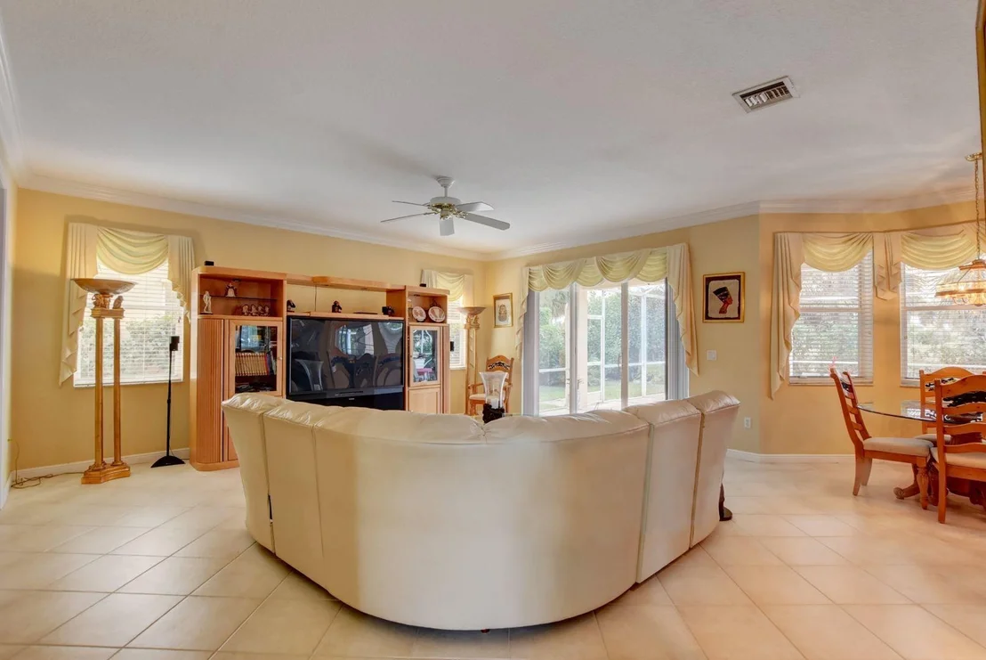 Photo of 2146 Bellcrest Circle