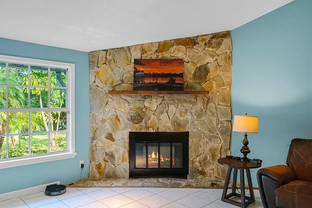 Photo of 7445 N 16th Manor