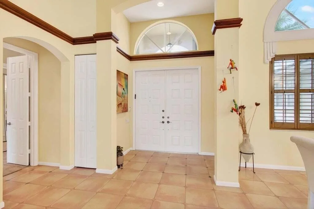 Photo of 6807 W Liseron W