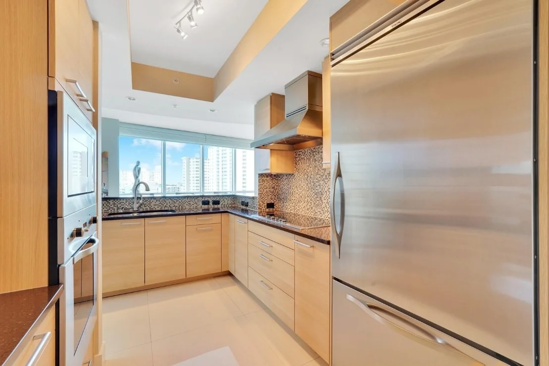 Photo of Unit 607 at 1 N Ocean Boulevard