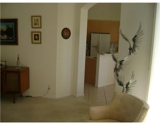 Photo of 6834 Treves