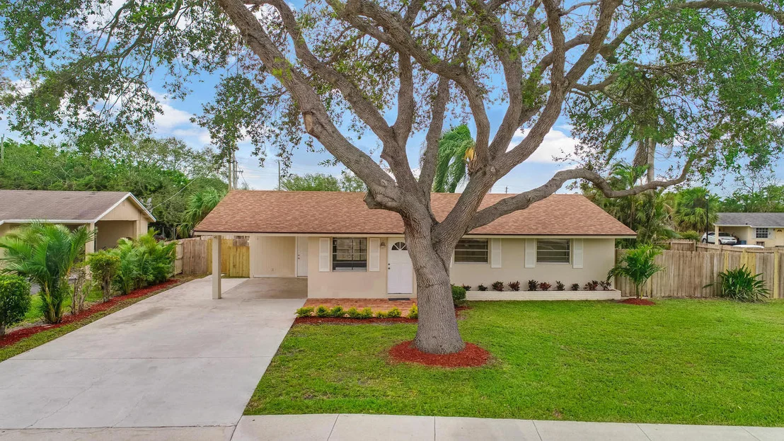 Photo of 508 W Whitney Drive