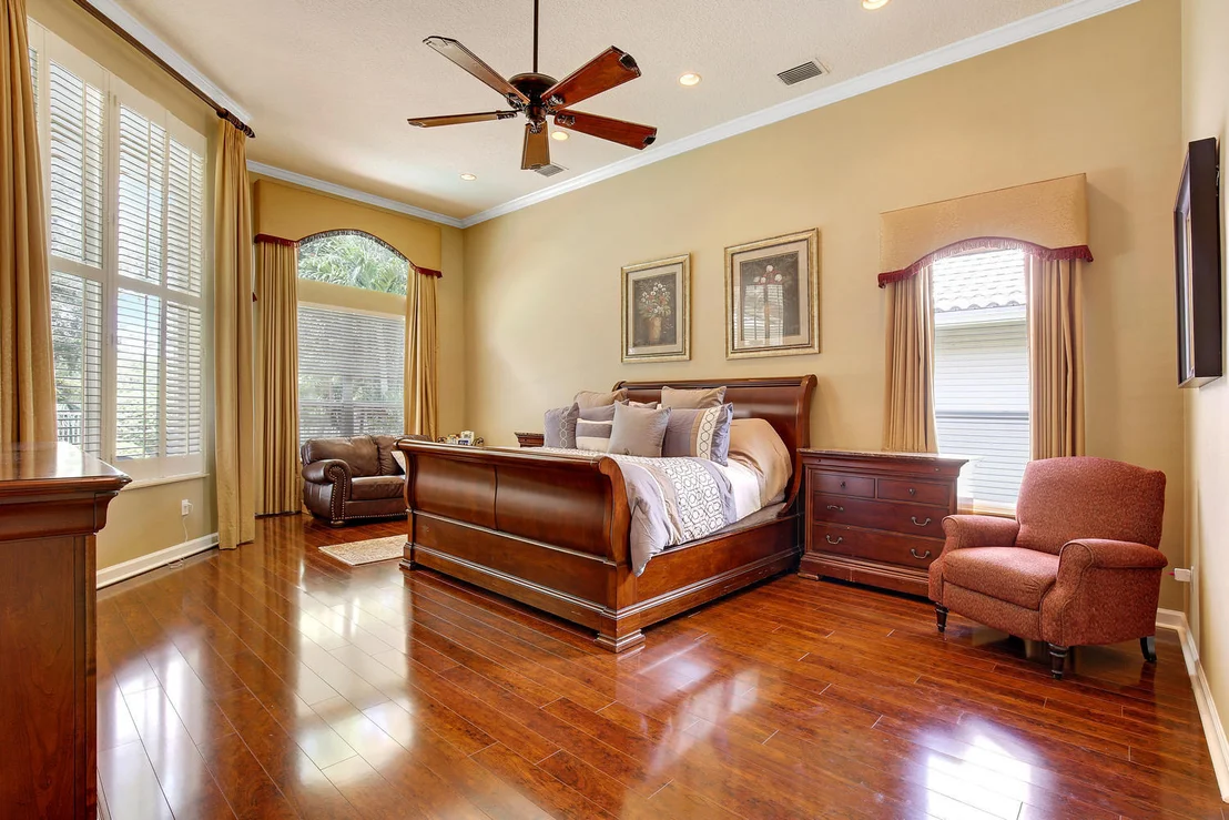 Photo of 21687 Fall River Drive
