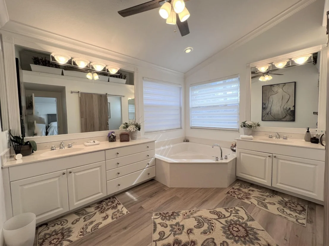 Photo of 4800 N Classical Boulevard