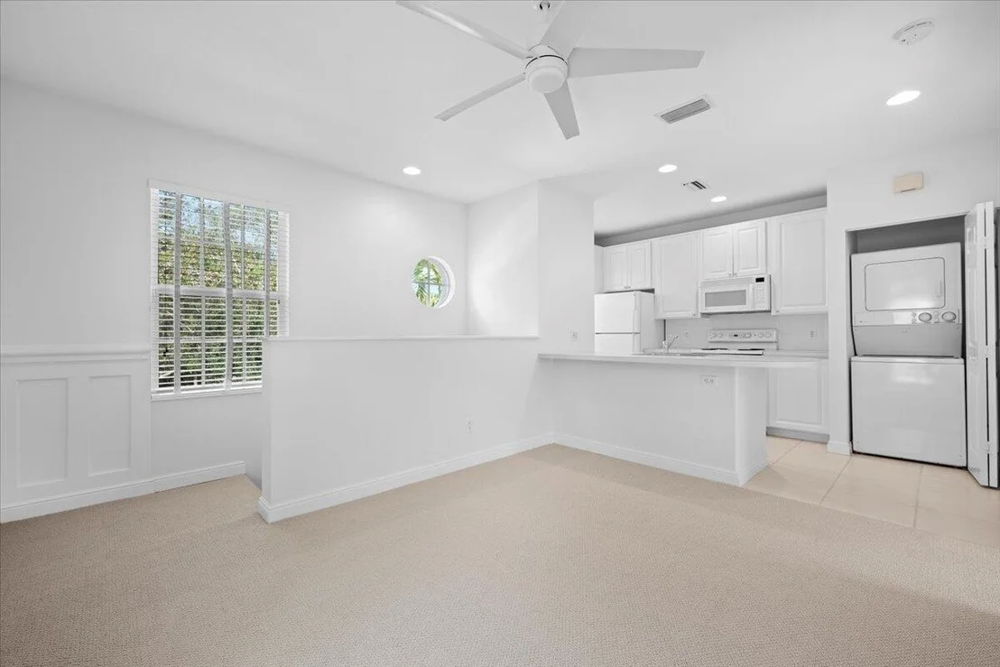 Photo of 132 Waterford Drive