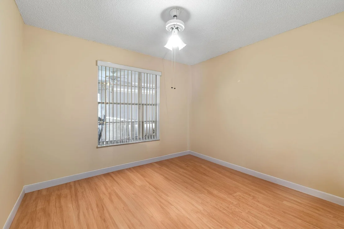 Photo of 160 Banyan Circle