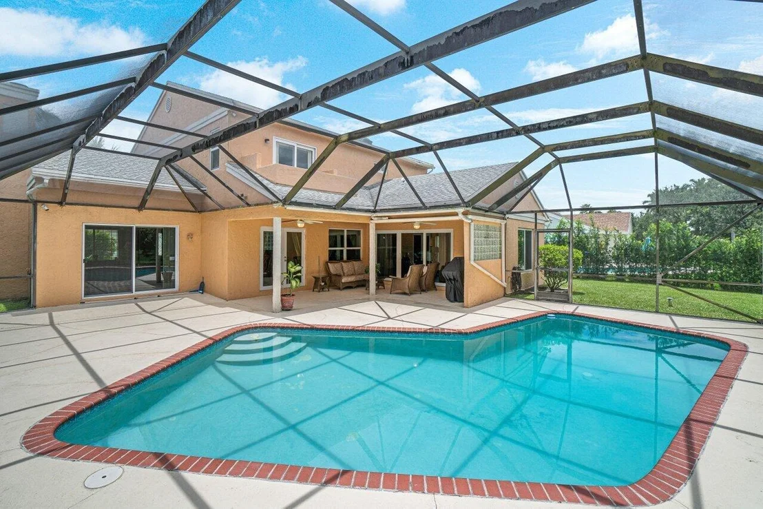Photo of 22075 Flower Drive