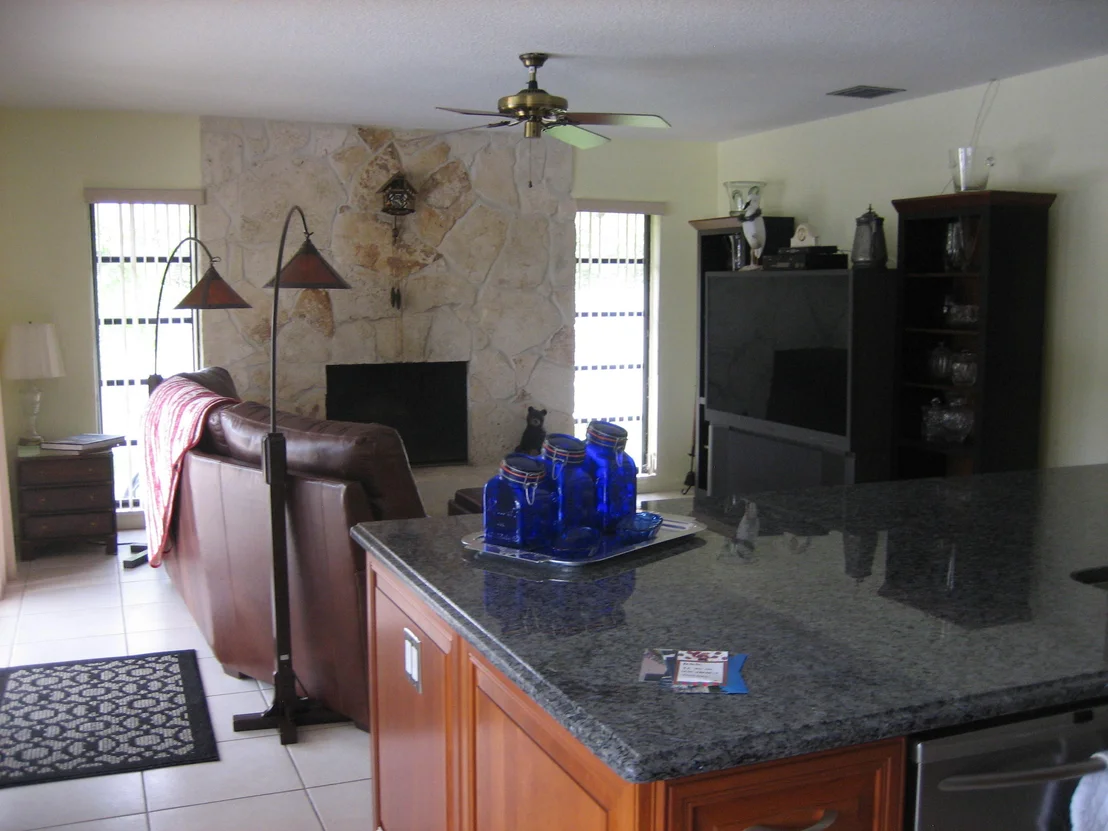 Photo of 963 Allamanda Drive
