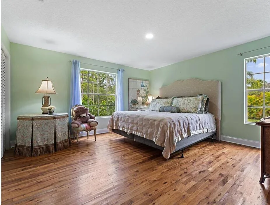Photo of 16424 121st Terrace N