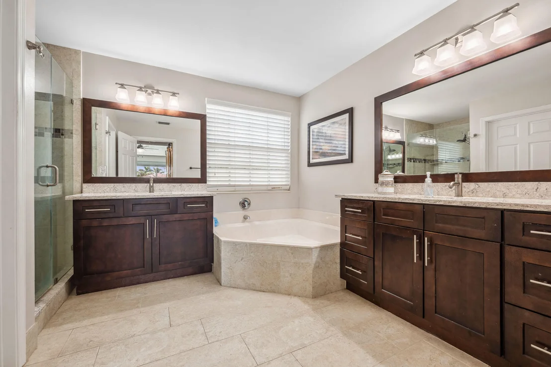 Photo of 7064 Middlebury Drive