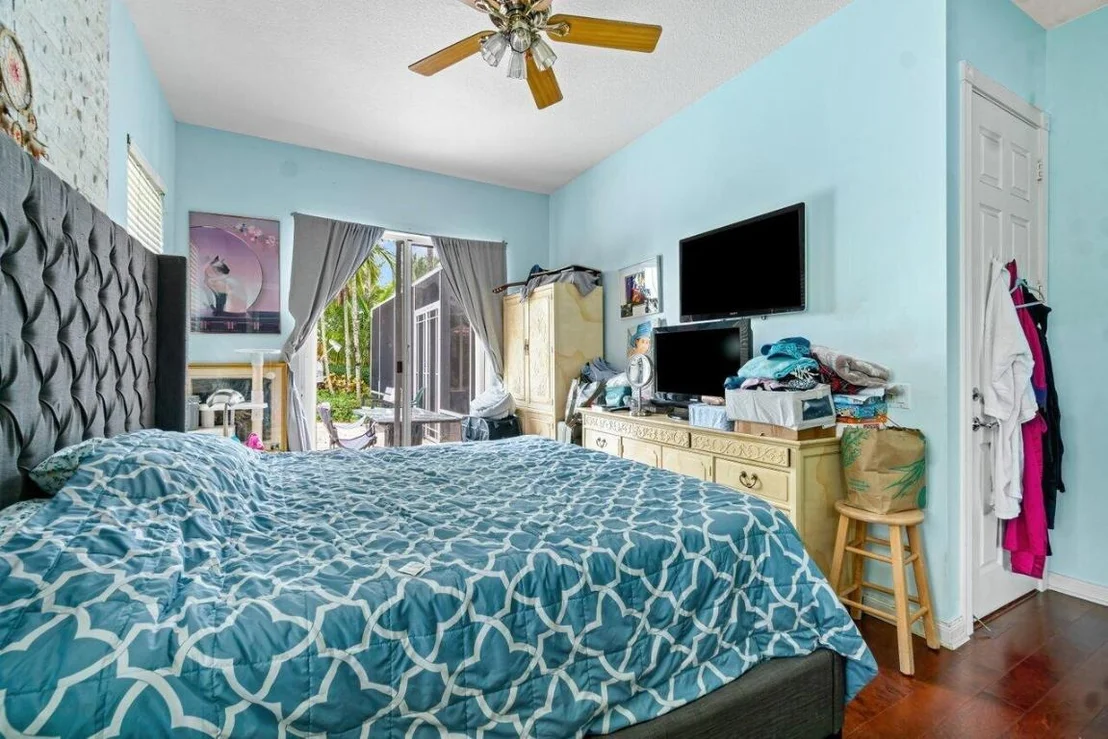 Photo of 7580 Red River Road