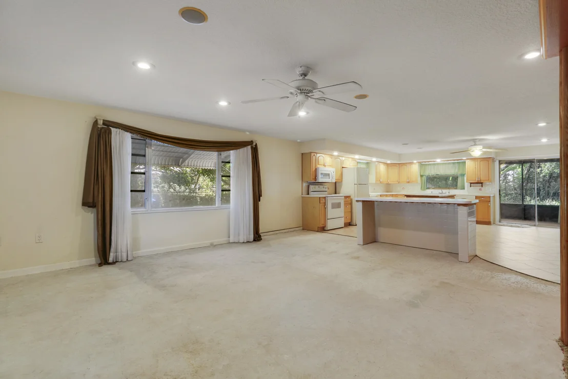 Photo of 142 2ND Street