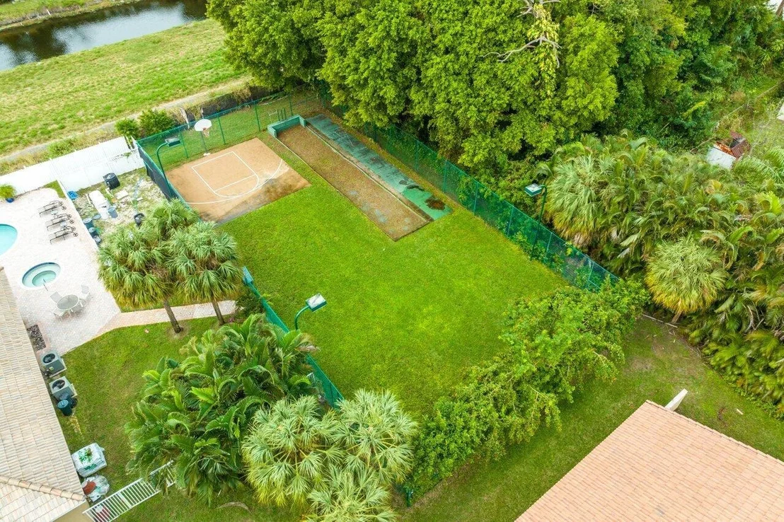 Photo of 5530 Grande Palm Circle