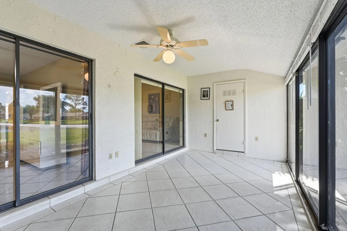 Photo of Unit F at 809 Sky Pine Way