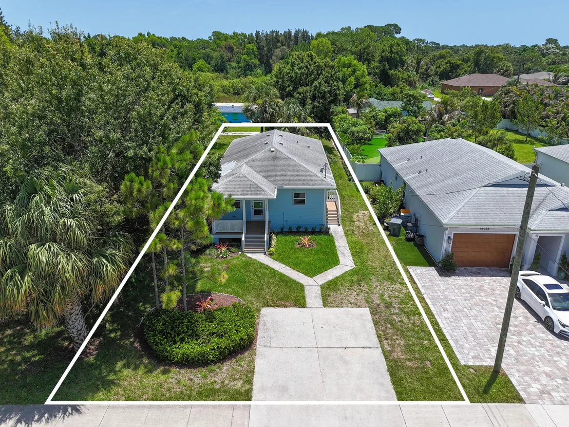 Photo of 18066 Limestone Creek Road