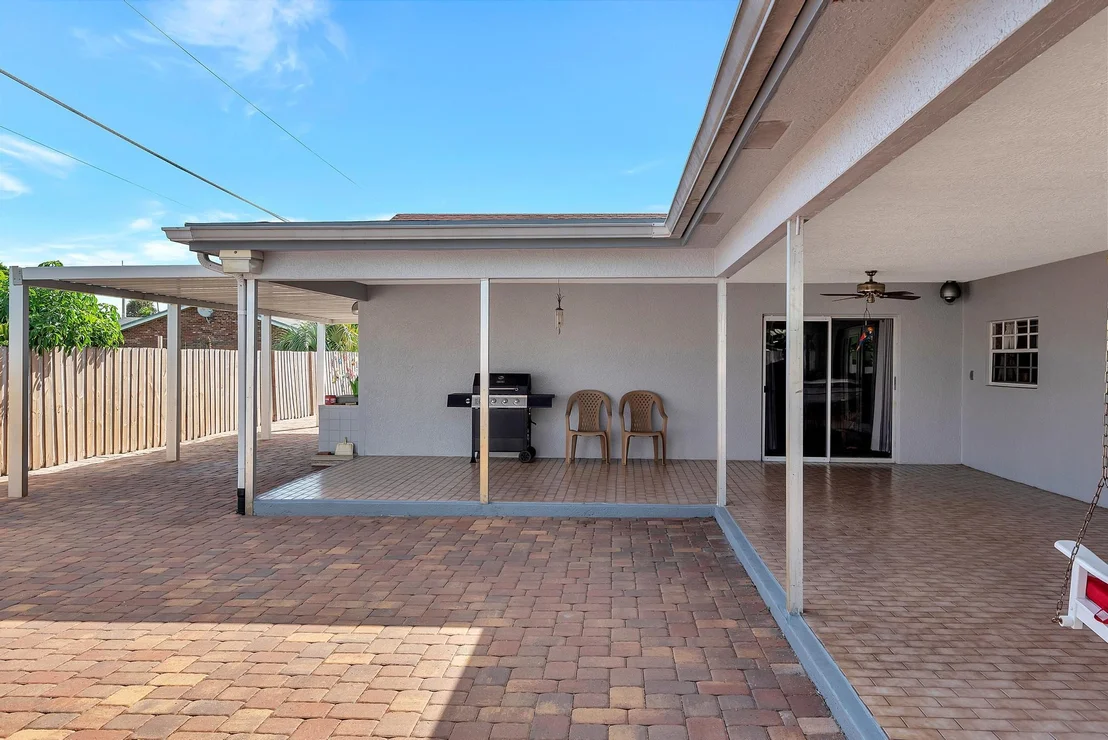 Photo of 3059 Emerald Lane