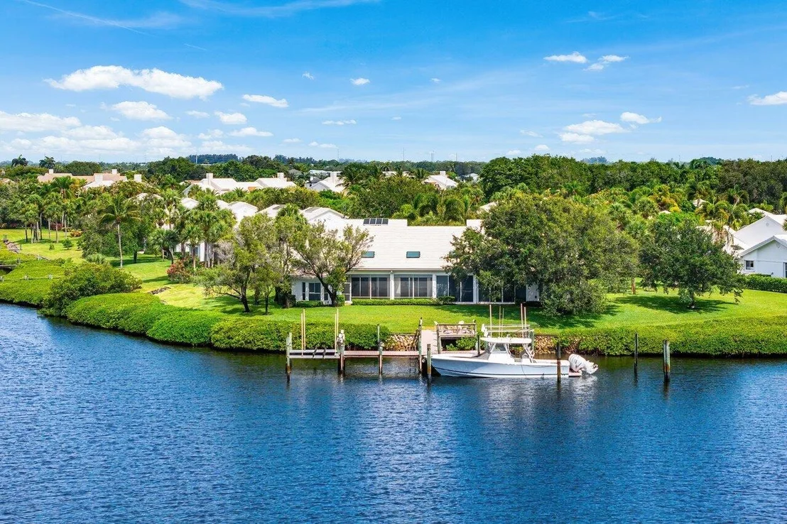 Photo of 3602 Captains Way