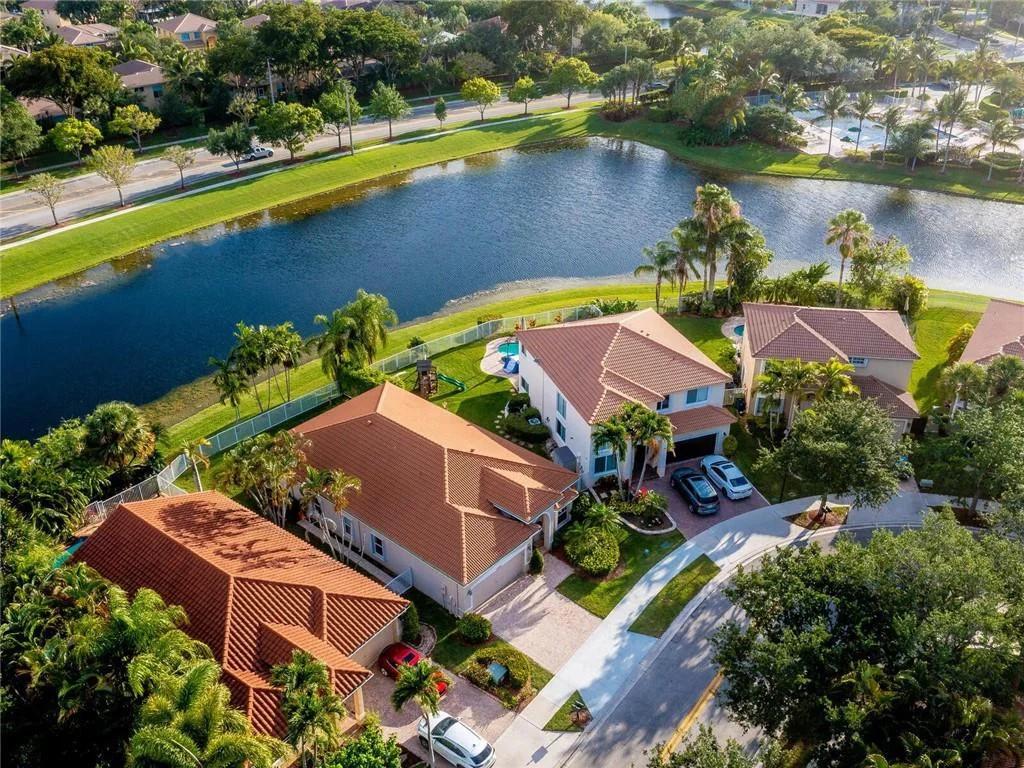 Photo of 16449 Sapphire Place
