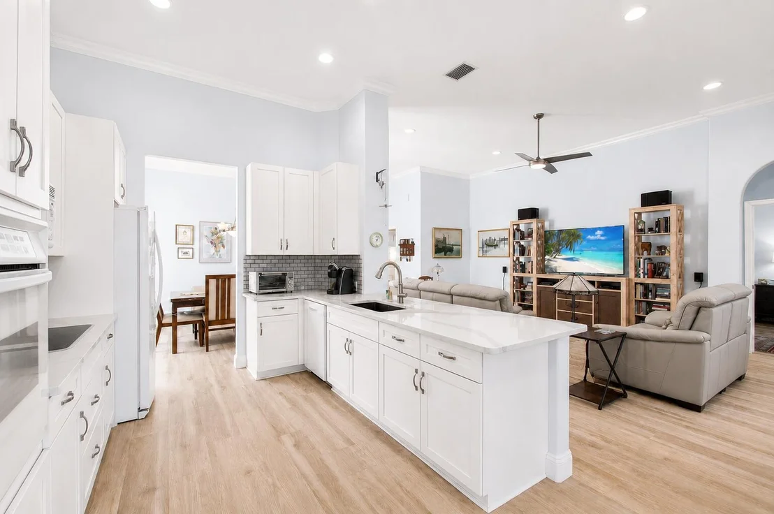 Photo of 7280 Demedici Circle