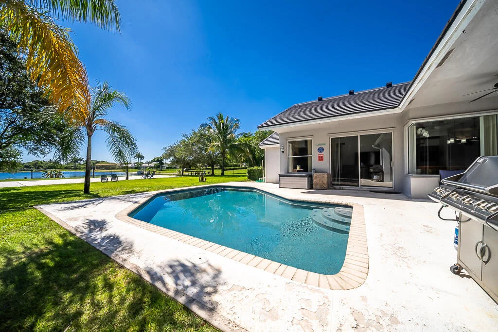 Photo of 9640 Eagle Point Lane