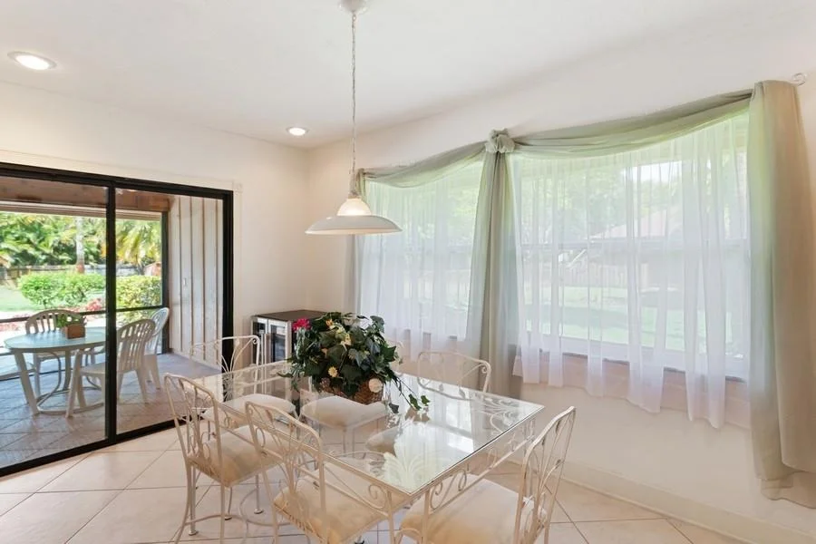 Photo of 2520 Greenbrier Drive