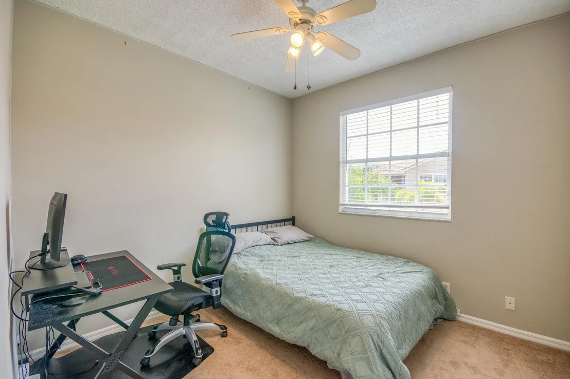 Photo of Unit J at 112 Lighthouse Circle