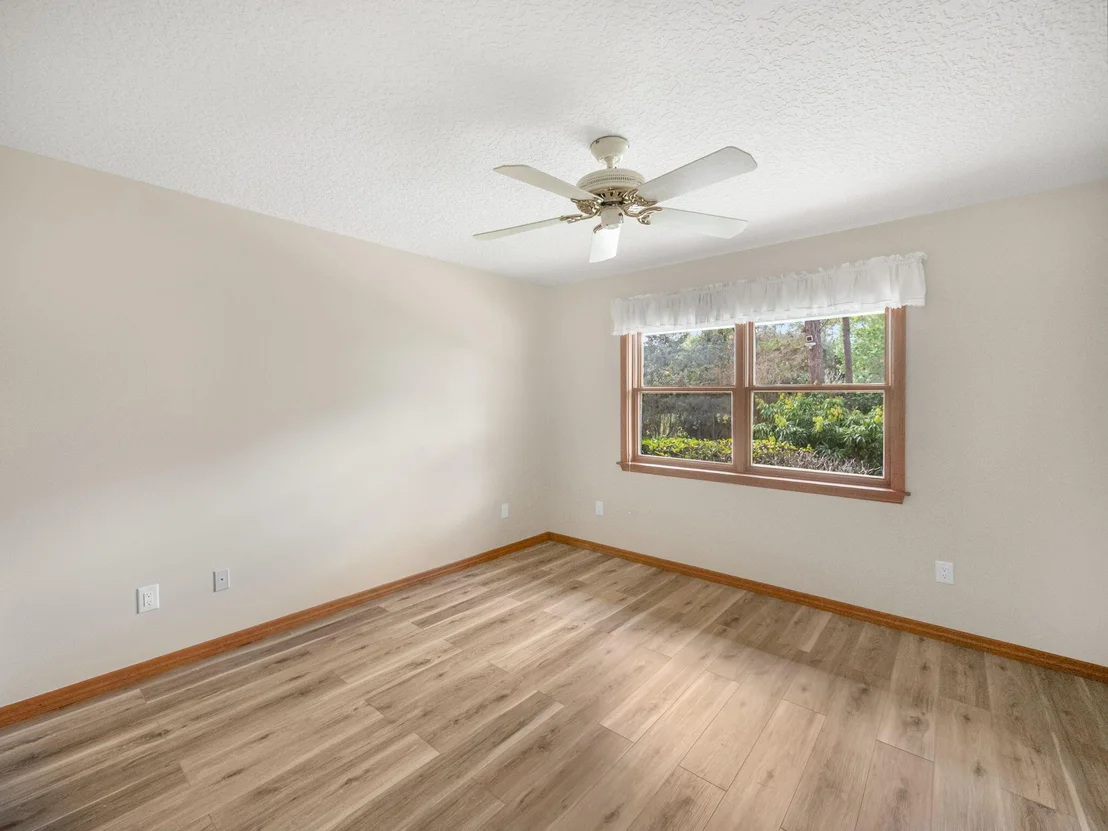 Photo of 12108 165th Road N
