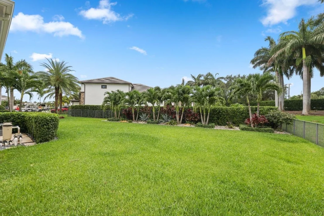 Photo of 2741 NW 70th Boulevard