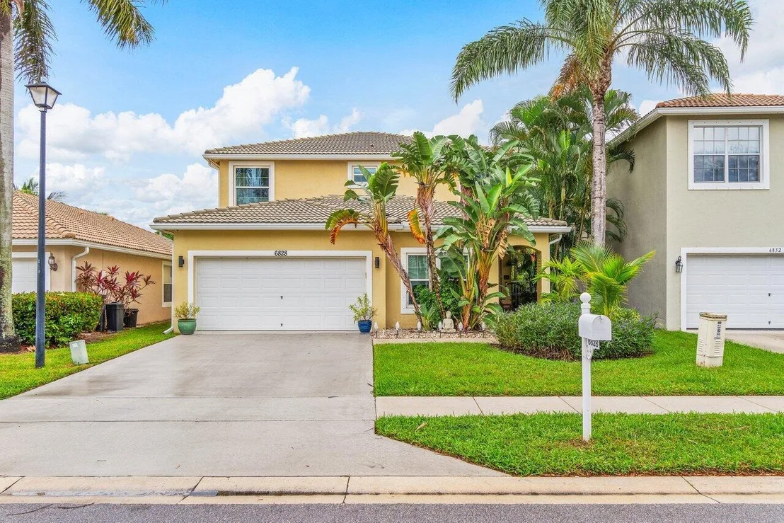 Photo of 6828 Hendry Drive