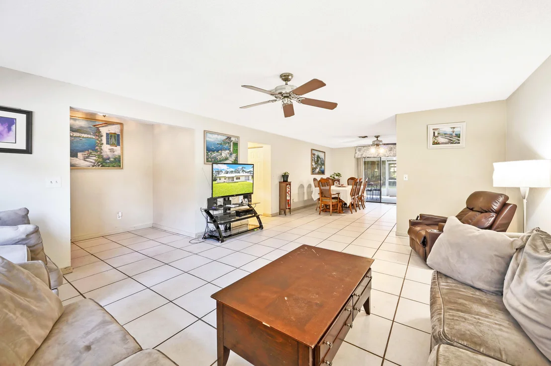 Photo of 13624 Farley Road