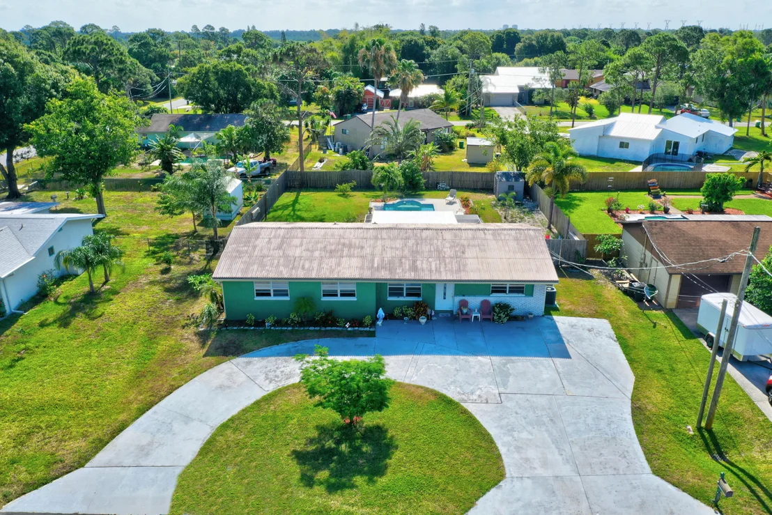 Photo of 5906 Cassia Drive