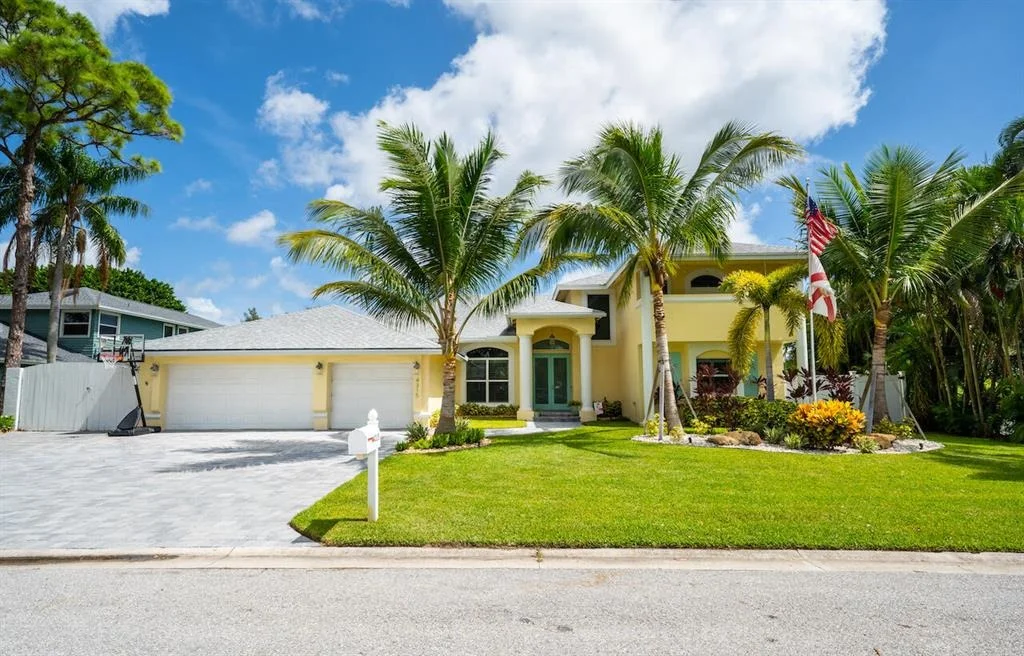 Photo of 4315 Caryota Drive