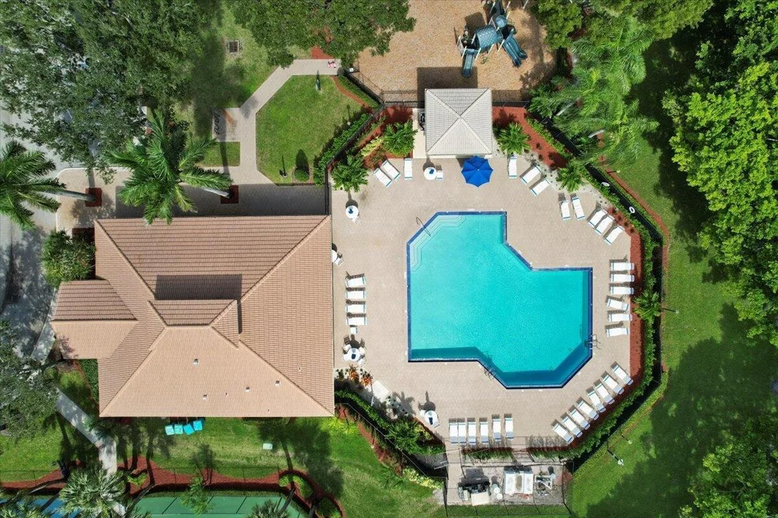 Photo of 7025 Chesapeake Circle