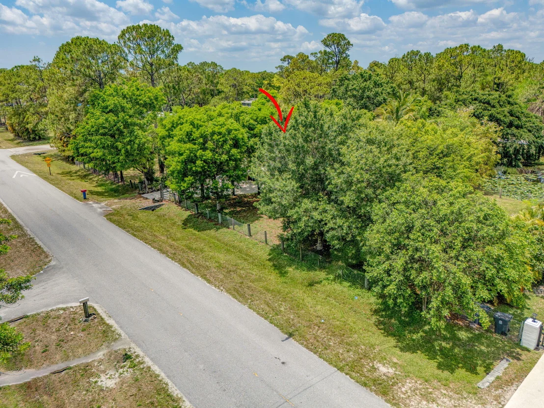 Photo of 13705 Persimmon Boulevard